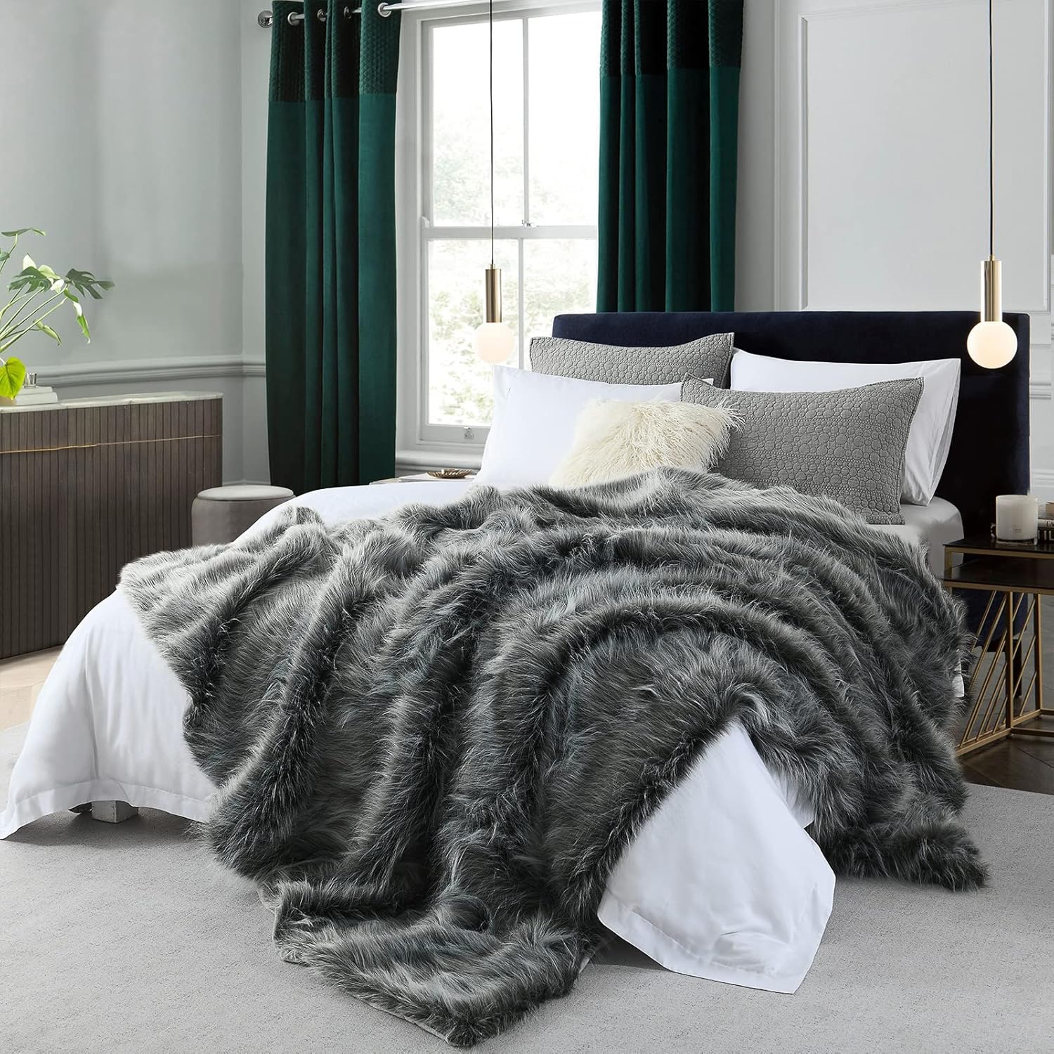 Luxury Plush Faux Fur Blanket