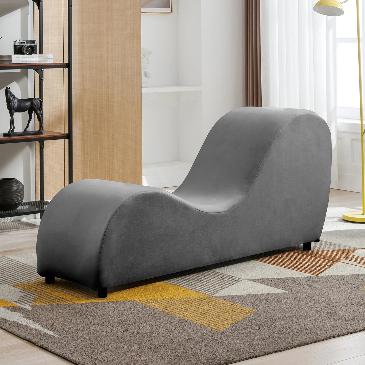 Yoga Velvet Curve Chair