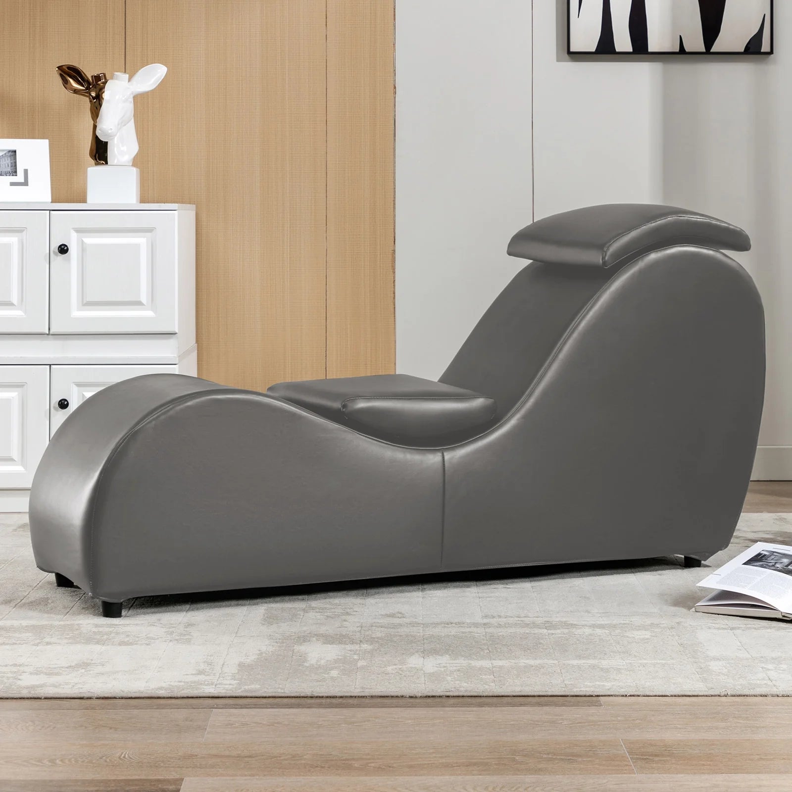 Yoga Velvet Curve Chair